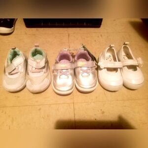 Girls bundle shoes size 4